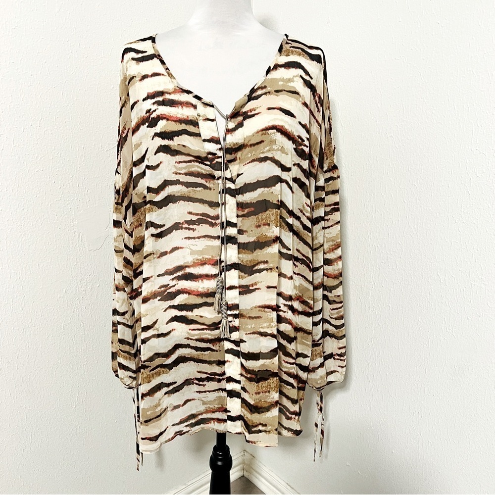 Lane Bryant Women’s Plus Size 26/28 Animal Print Sheer Tunic Top Striped Flowy
